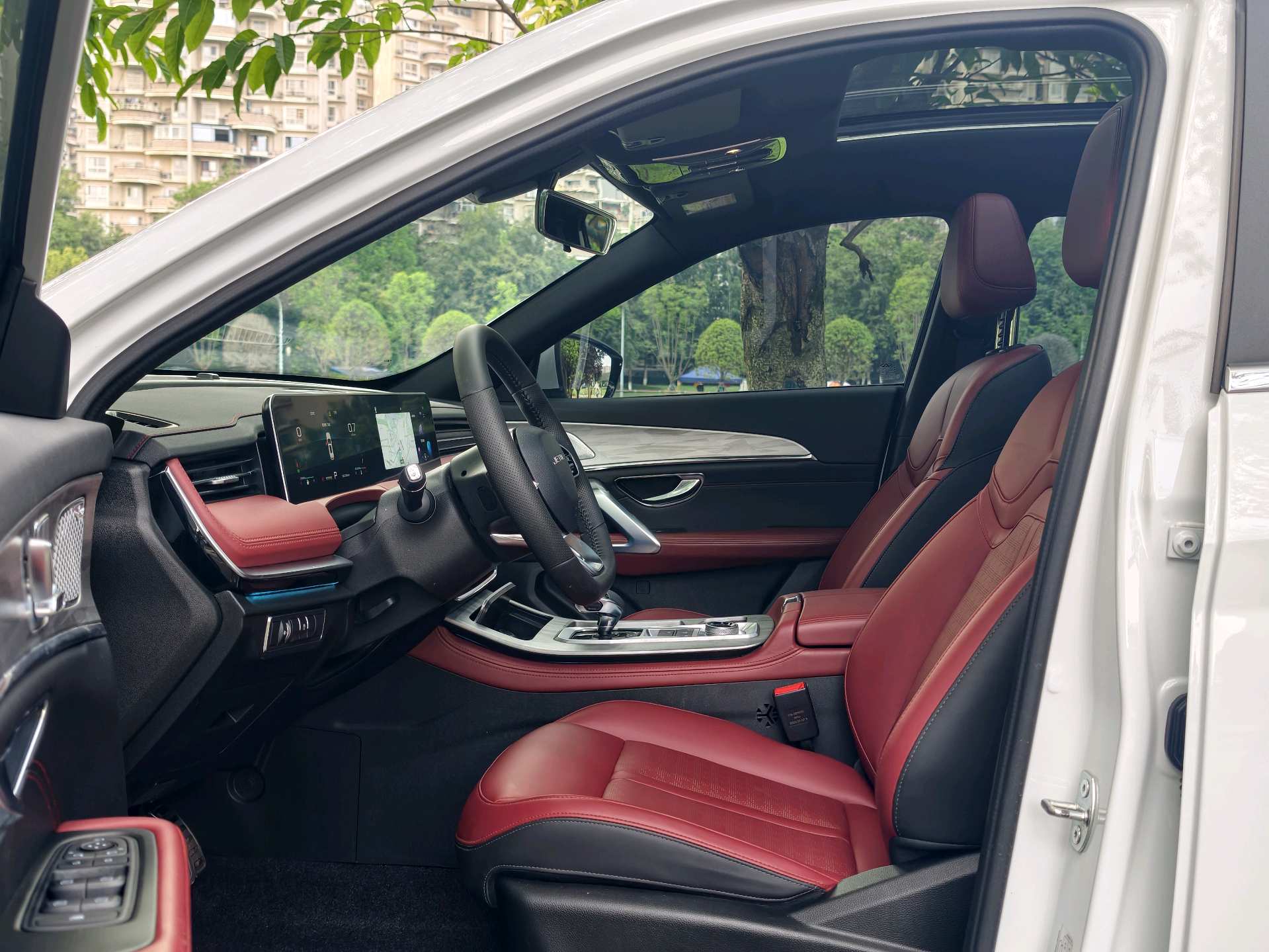 JETOUR 2023 X70 PRO 1.6T Yuexiang PRO 7-Seater