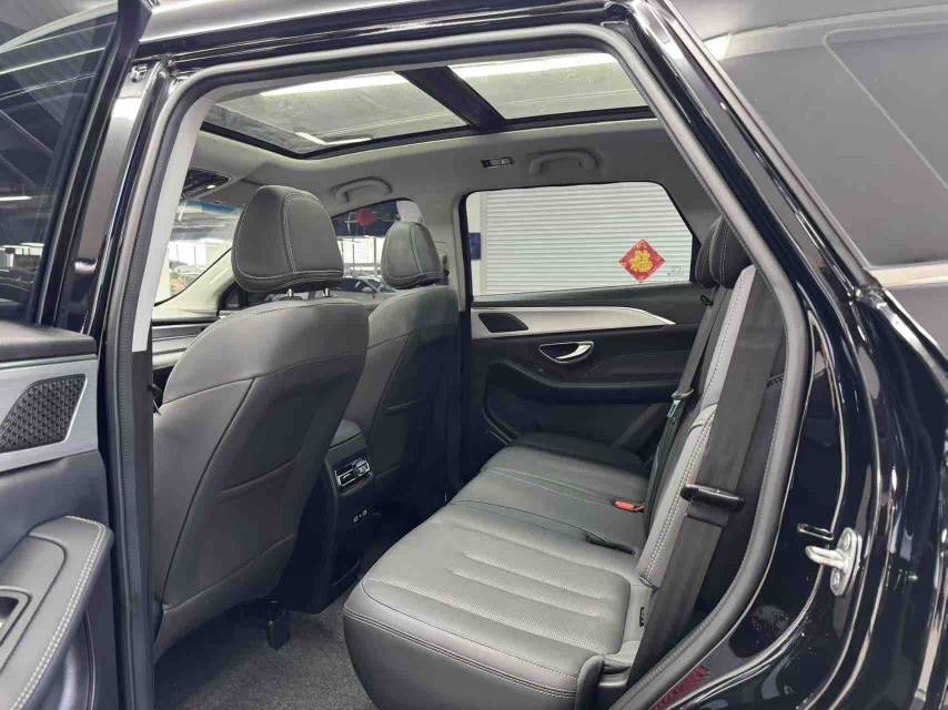JETOUR 2021 X90 PLUS 1.6TD Villa 7-Seater