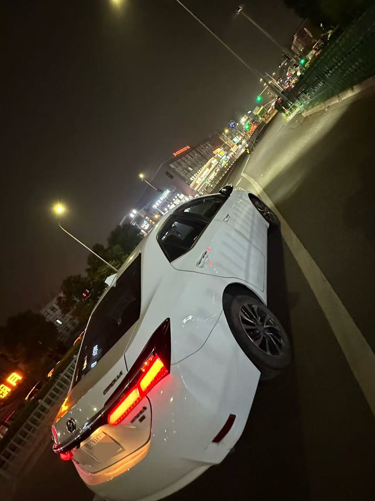 Toyota 2017 Corolla Hybrid 1.8 CVT Elite