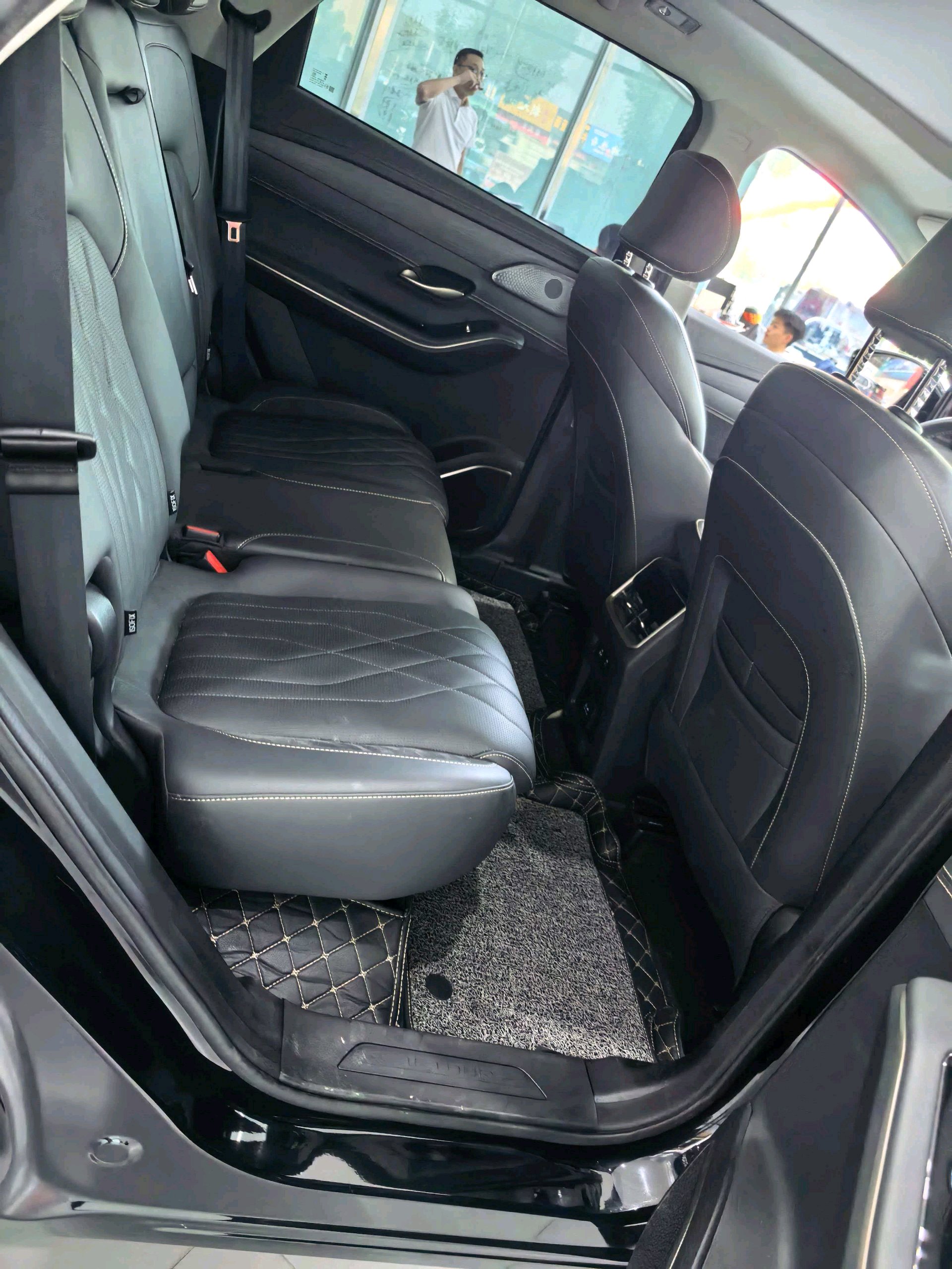 JETOUR 2024 X90 PRO 2.0T Ultimate 7-Seater