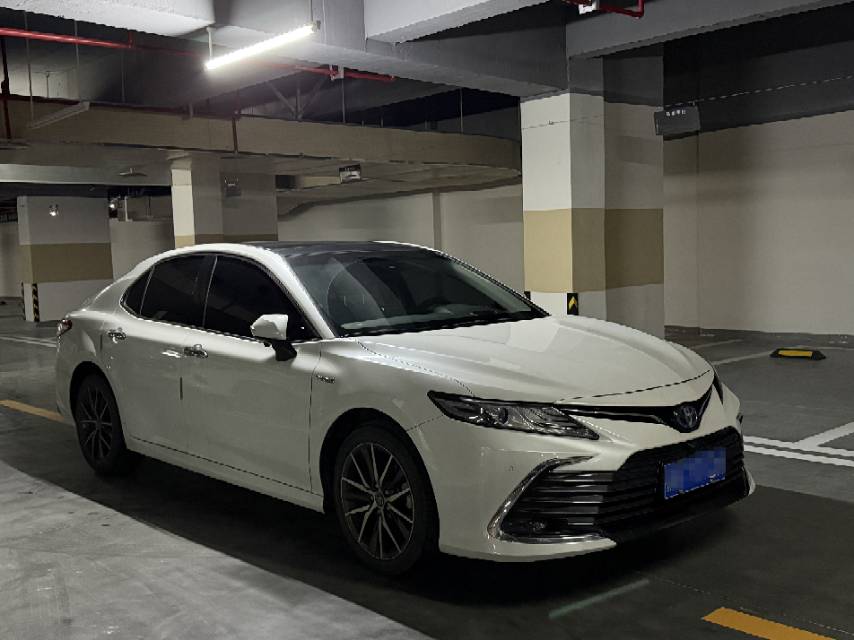 Toyota 2023 Camry Hybrid 2.5HG CVT Luxury Edition