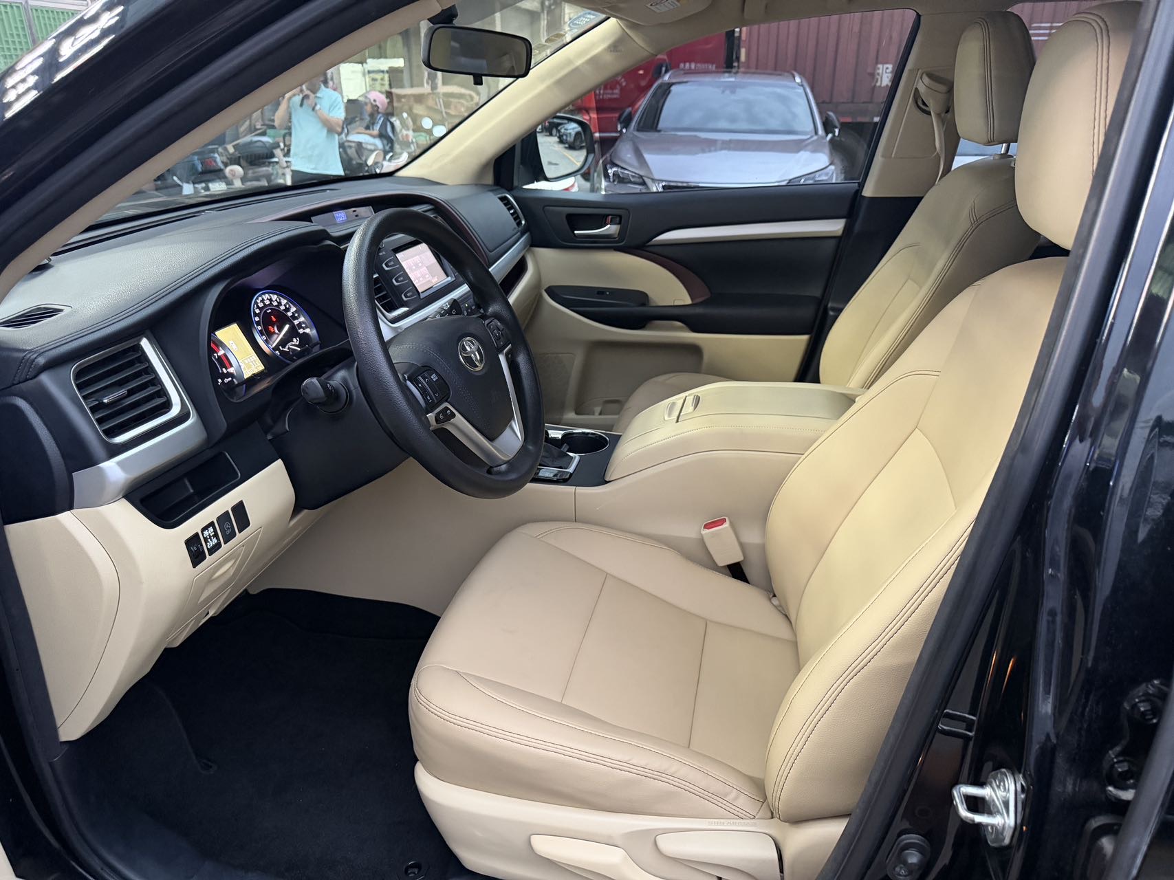 Toyota 2015 Highlander 2.0T 2WD Elite 5-Seater