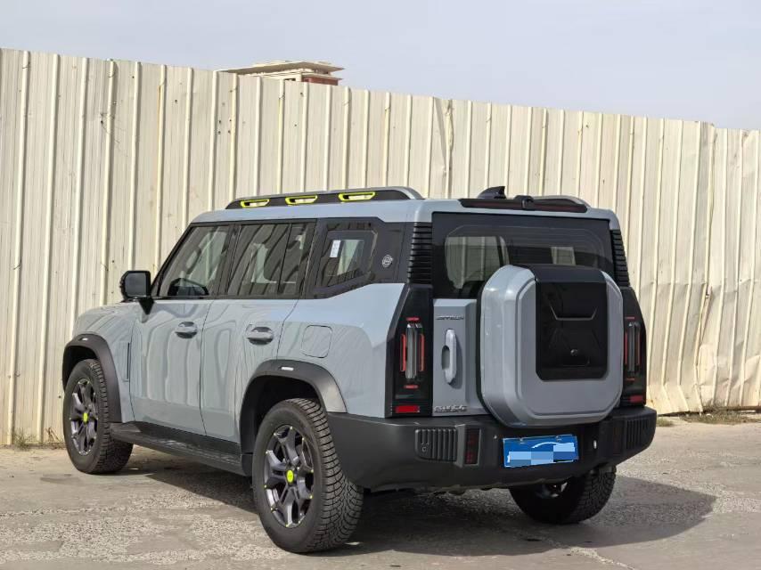 JETOUR 2023 Traveler 2.0T 4WD Cross PRO