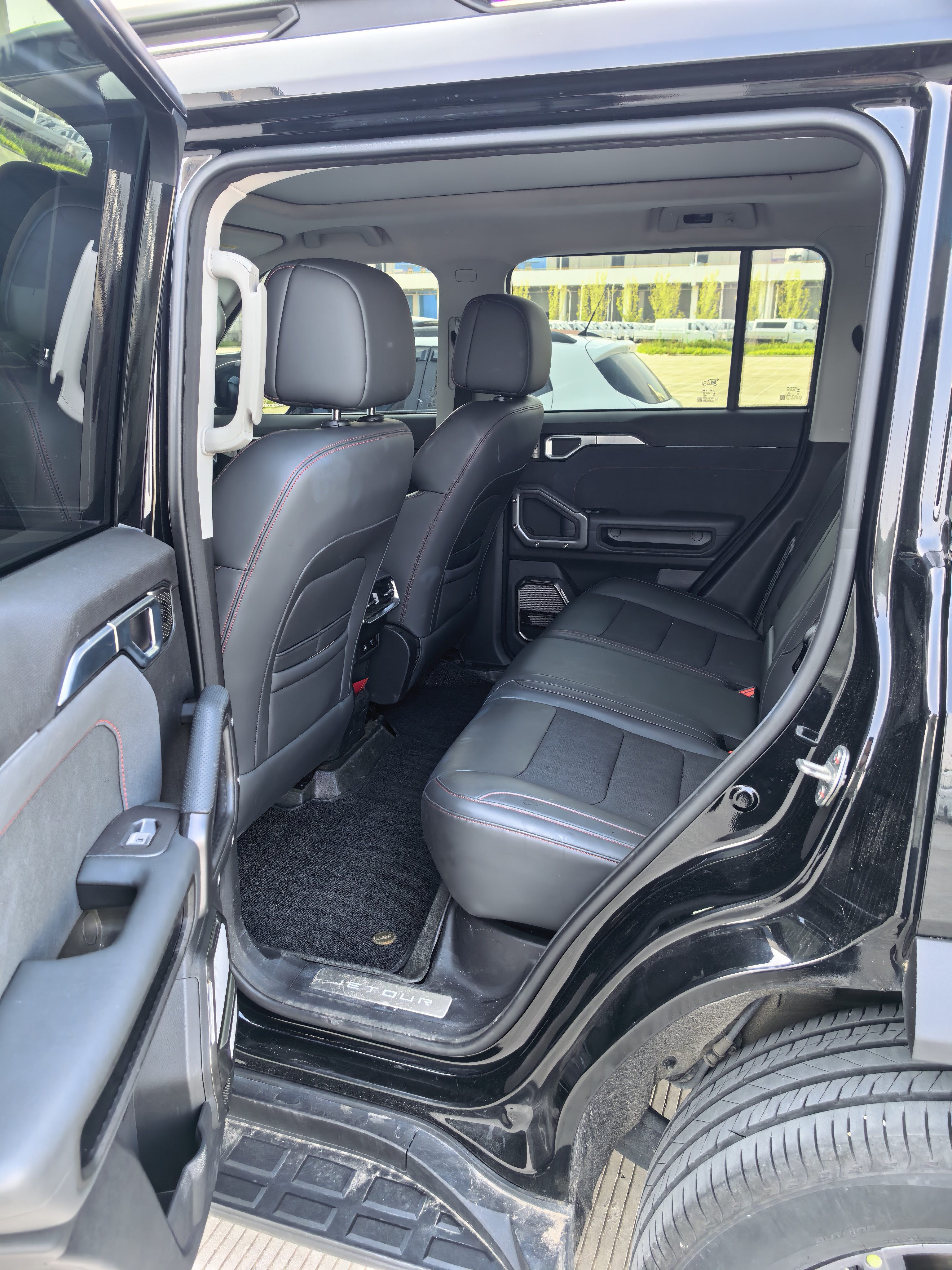 JETOUR 2023 Traveler 2.0T 4WD Cross PRO