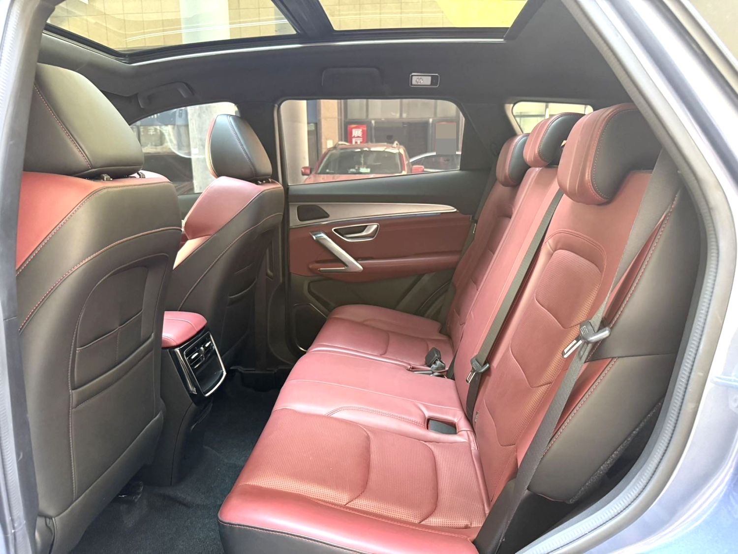 JETOUR 2022 X70 PLUS 1.5T CVT Mountain 7-Seater