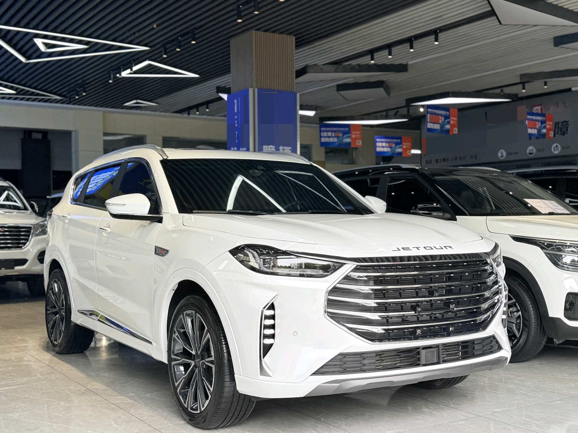 JETOUR 2023 X70 PLUS 1.6T Qiangzhe PLUS 5-Seater