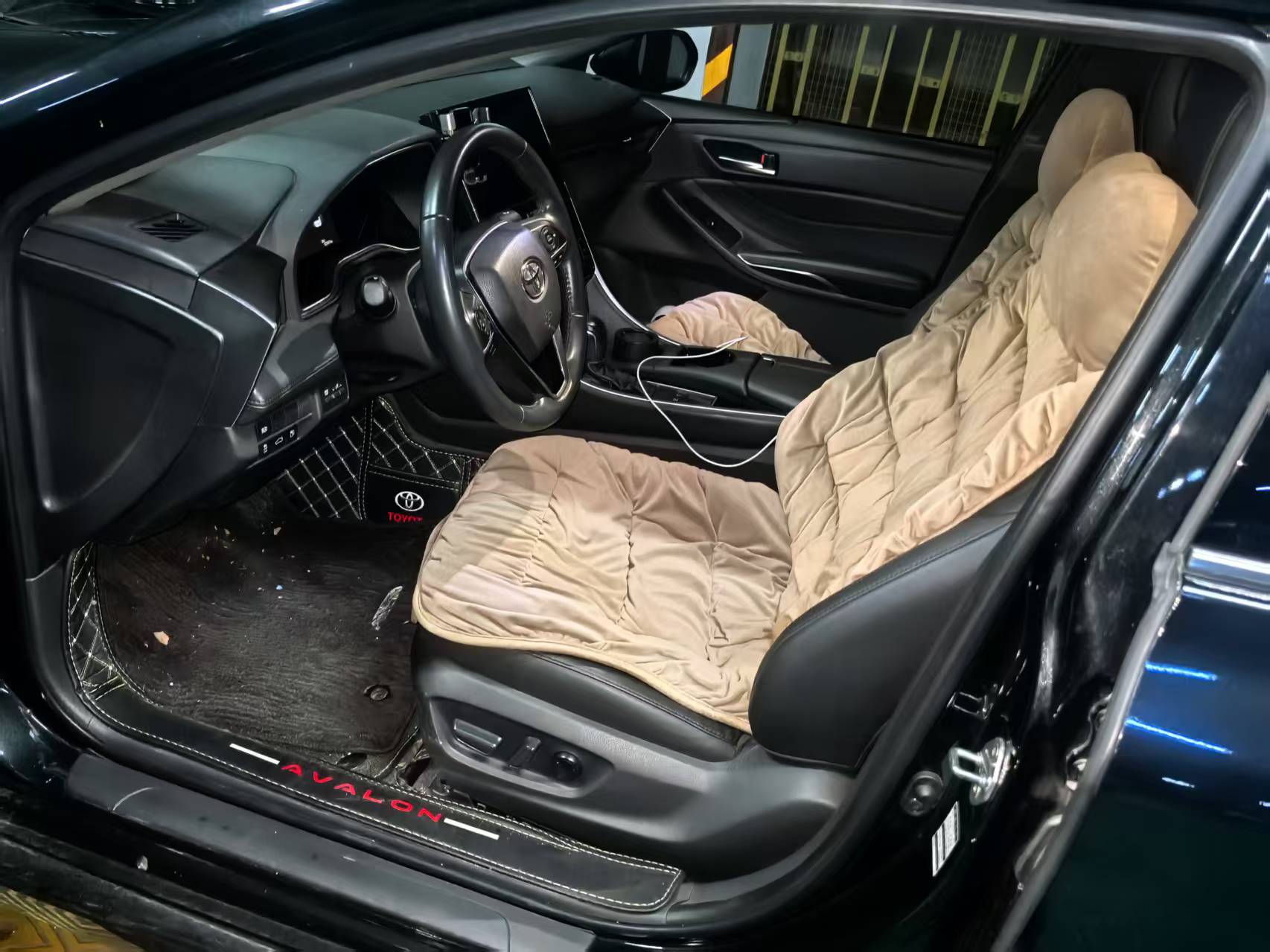 Toyota 2023 Avalon 2.0 CVT Luxury Edition