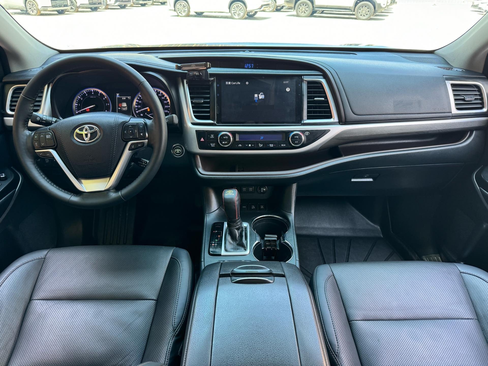 Toyota 2019 Highlander 2.0T 4WD至尊版 7-Seater