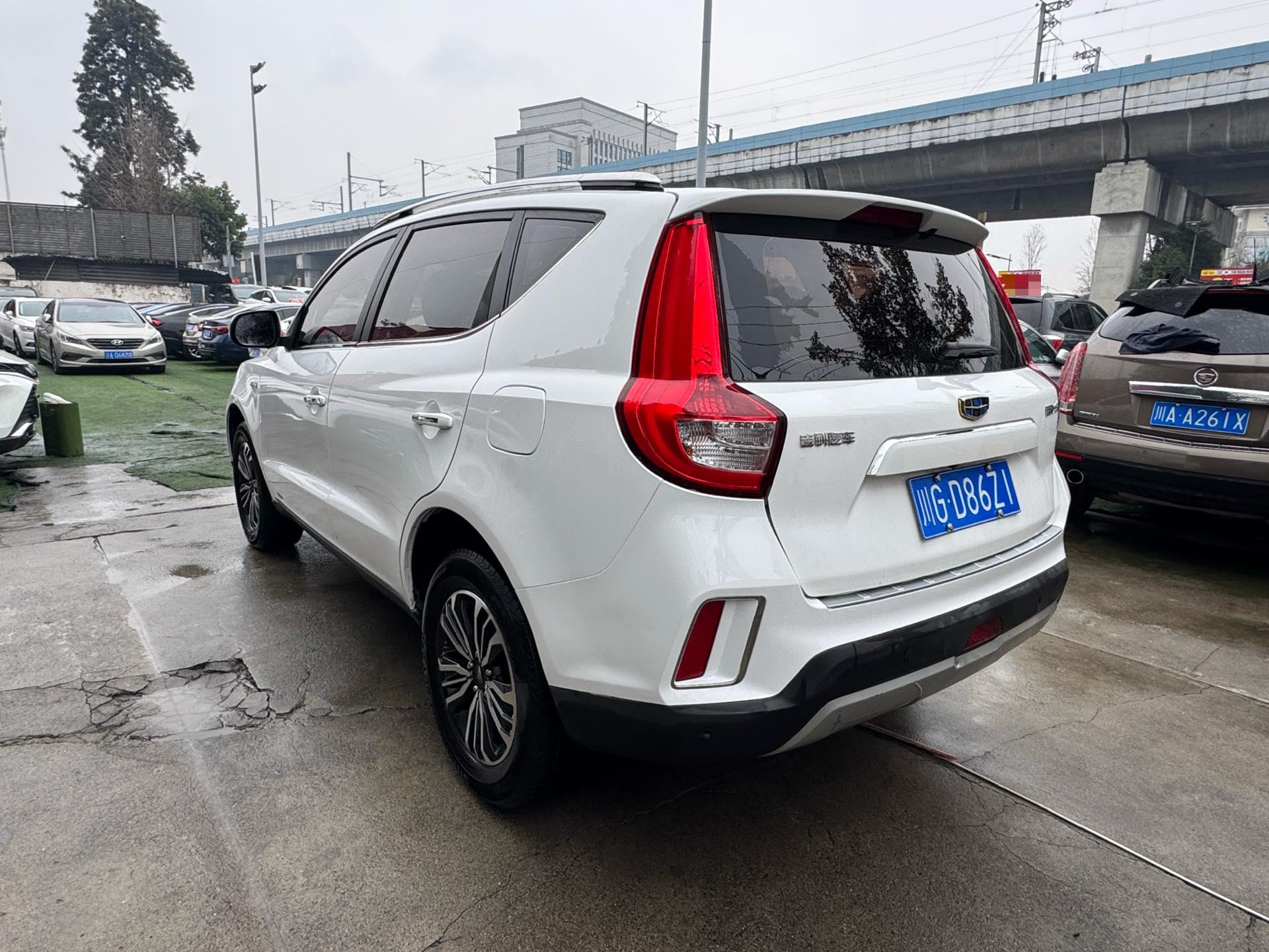 吉利 2016款 远景SUV(X6) 1.3T 无级 旗舰型