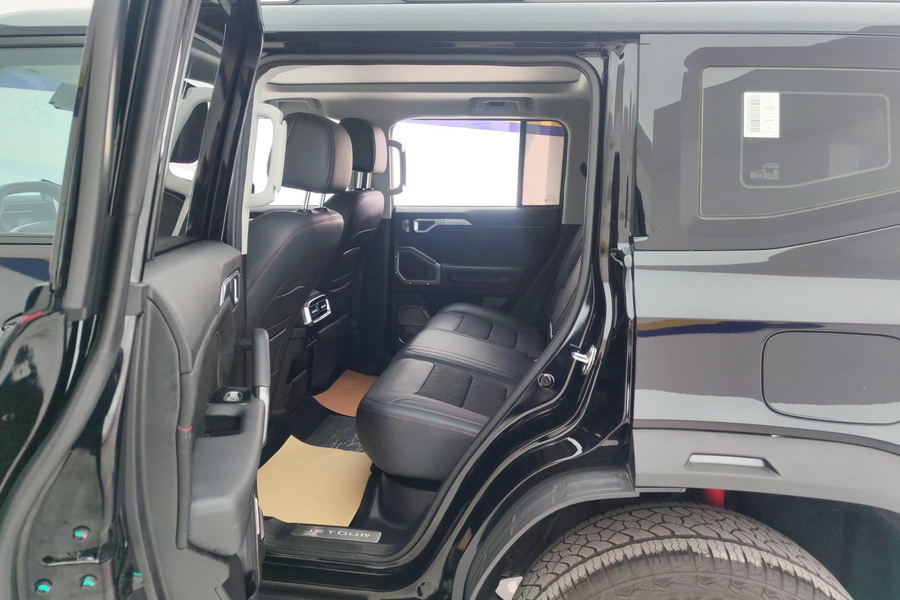 JETOUR 2023 Traveler 2.0T 4WD Conquest