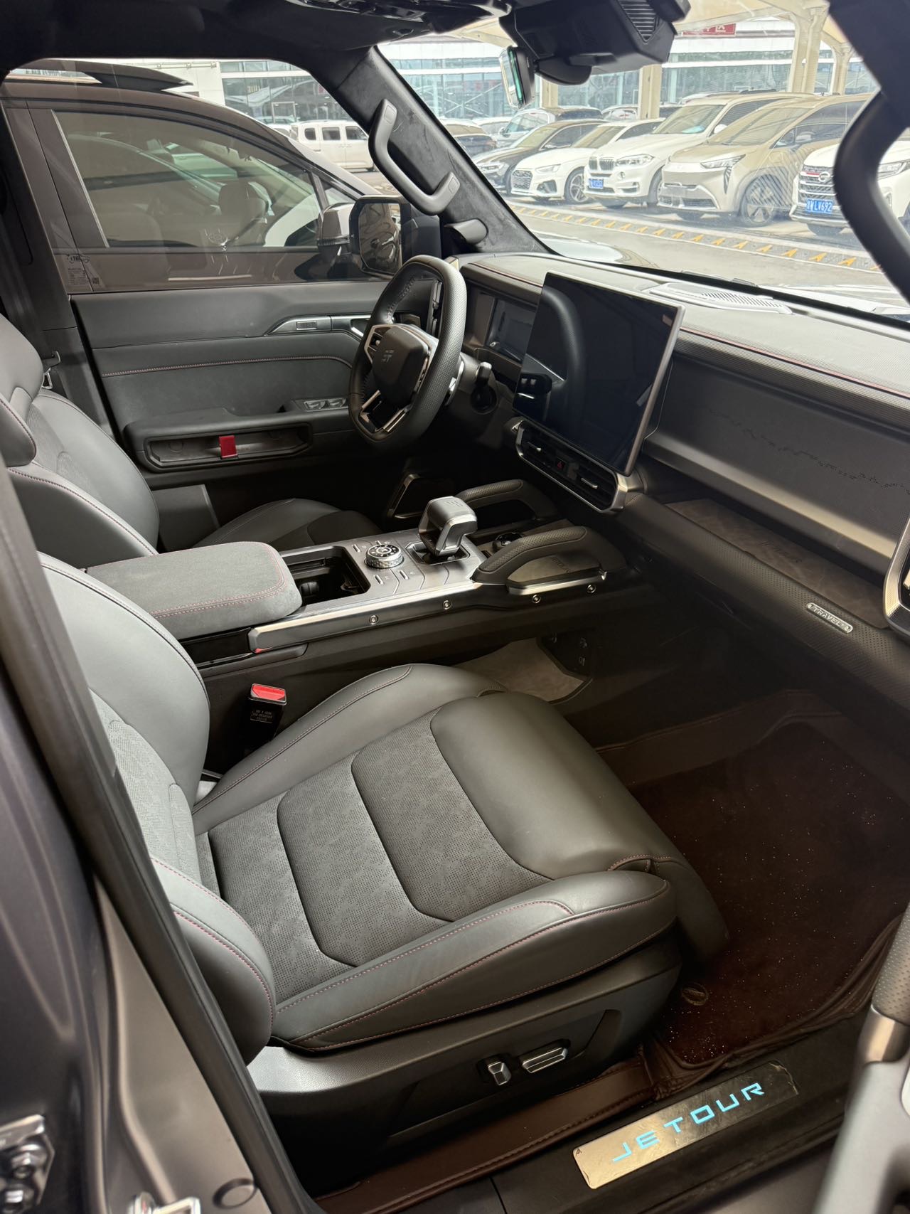 JETOUR 2023 Traveler 2.0T 4WD Cross PRO+
