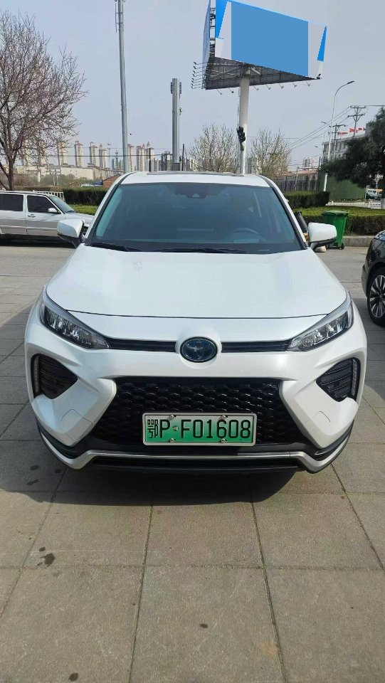 丰田 威兰达 新能源 2021款 威兰达 PHEV 2.5 无级 高性能版 两驱劲擎版