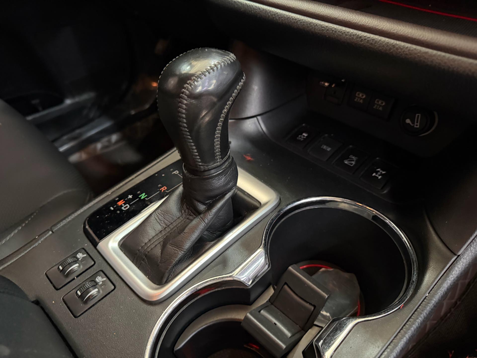 Toyota 2019 Highlander 2.0T 4WD Luxury 7-Seater