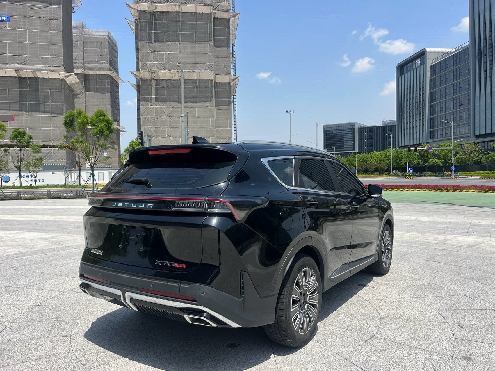 JETOUR 2025 X70 PLUS 1.5T Luxury Surge Edition 5-Seater