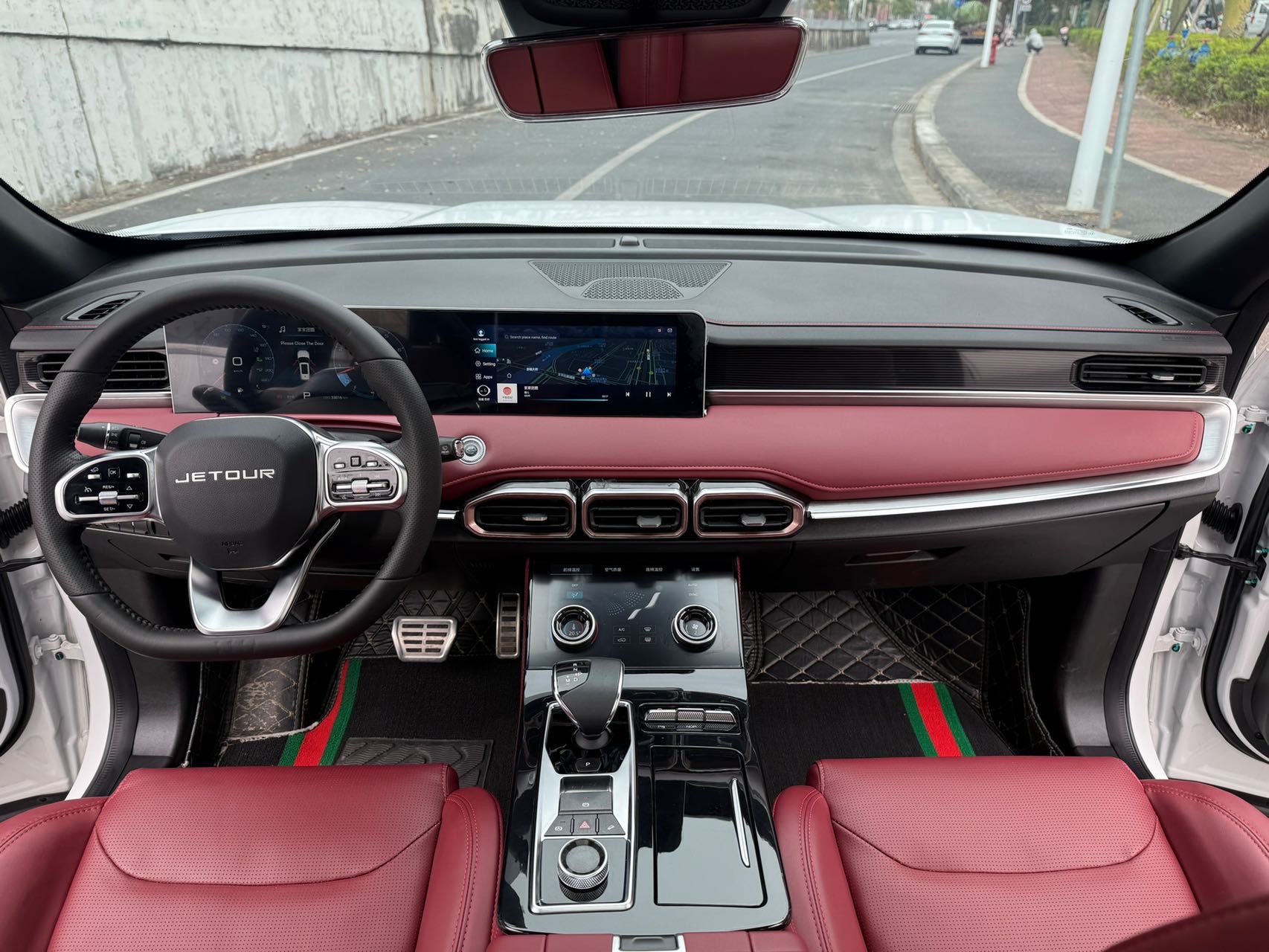 JETOUR 2021 X70 PLUS 1.6T Di PRO 7-Seater
