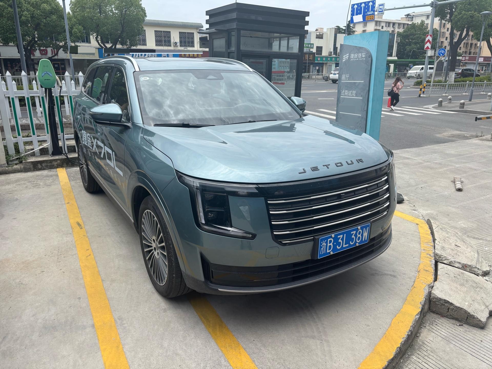 JETOUR 2025 X70L 2.0TD Flagship 7-Seater