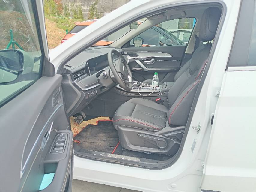JETOUR 2025 X70 PLUS 1.5T Champion Edition PRO 5-Seater
