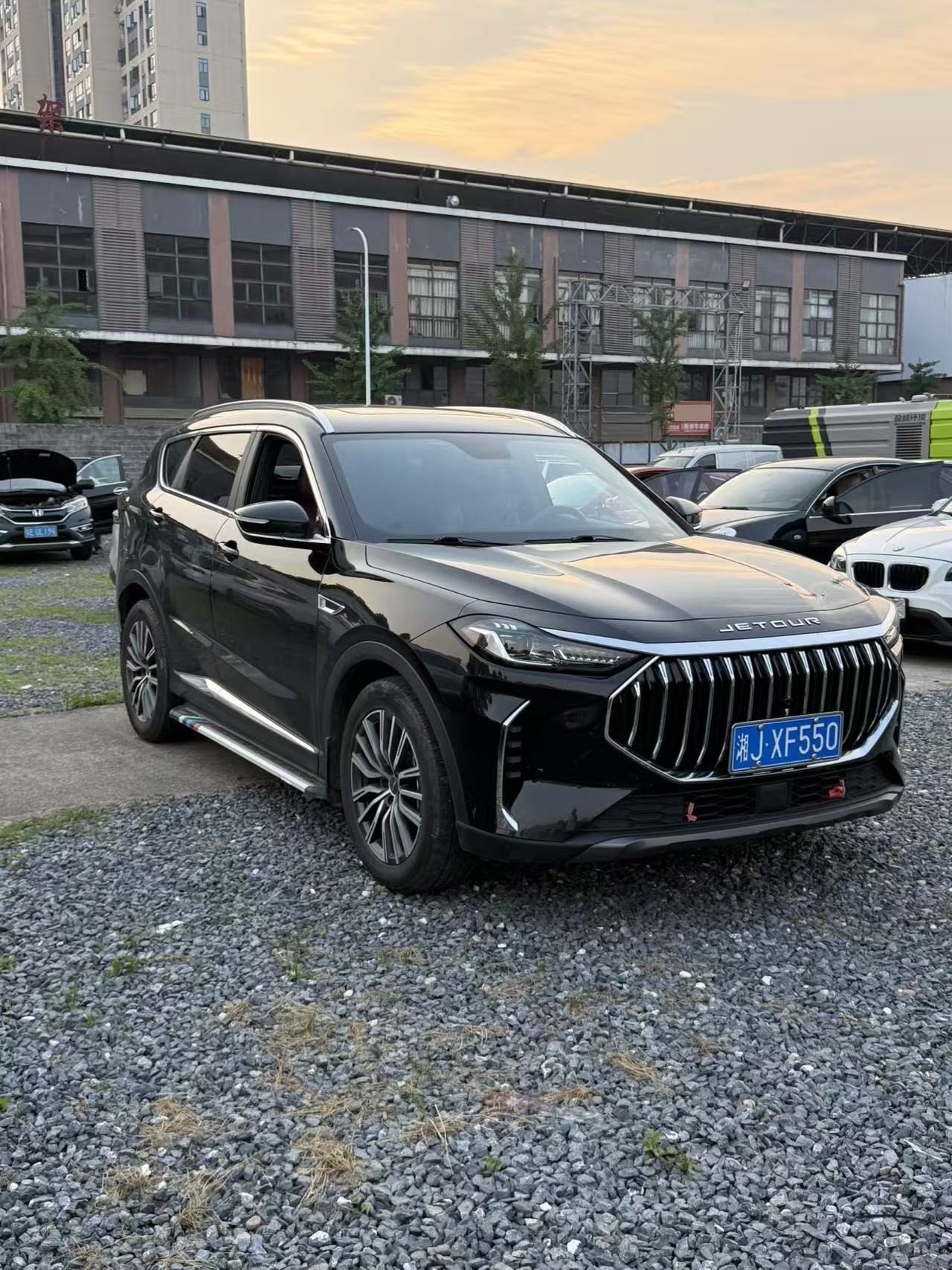 JETOUR 2023 X70 PLUS 1.5T Ziqiang PRO 5-Seater