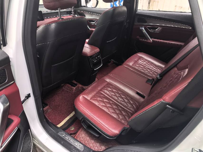 JETOUR 2024 X70 PLUS 1.5T Champion Edition PRO 7-Seater