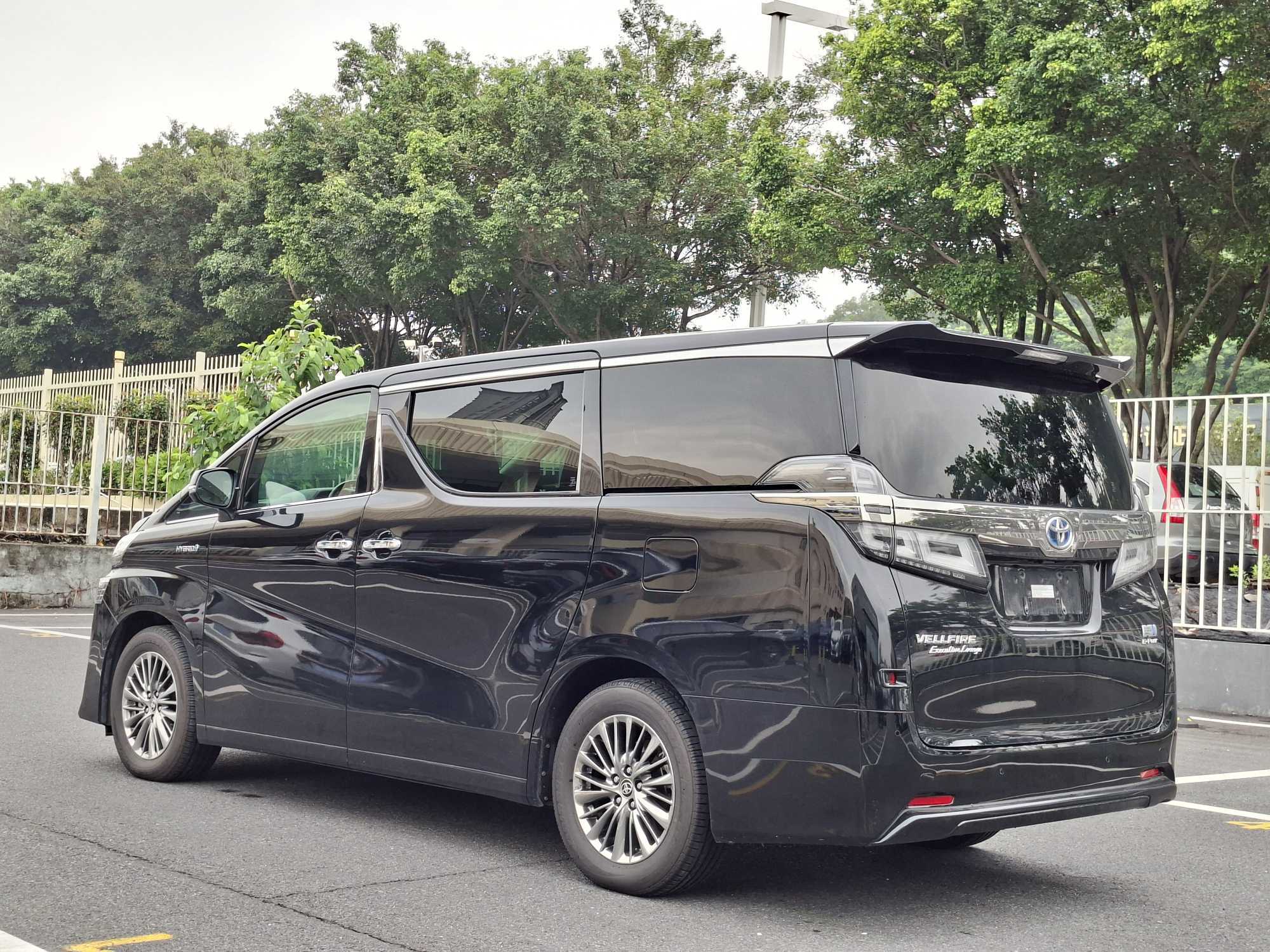 Toyota Vellfire (Import) 2019 Vellfire 2.5 CVT HV Premium