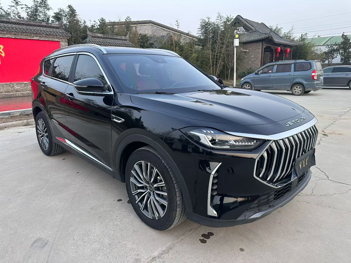 JETOUR 2025 X70 PLUS 1.5T Champion Edition MAX 5-Seater