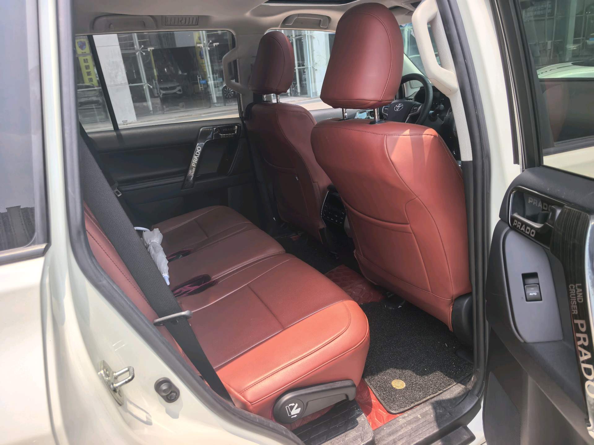 Toyota 2019 Prado 3.5 TX-L Premium (Rear-Mounted Spare Tire)