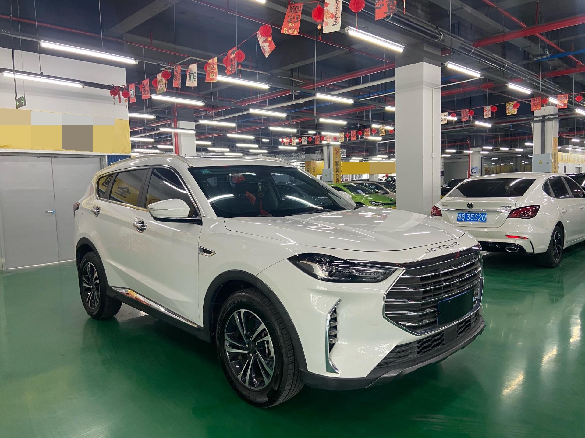 JETOUR 2021 X70 PLUS 1.5T Mountain 5-Seater