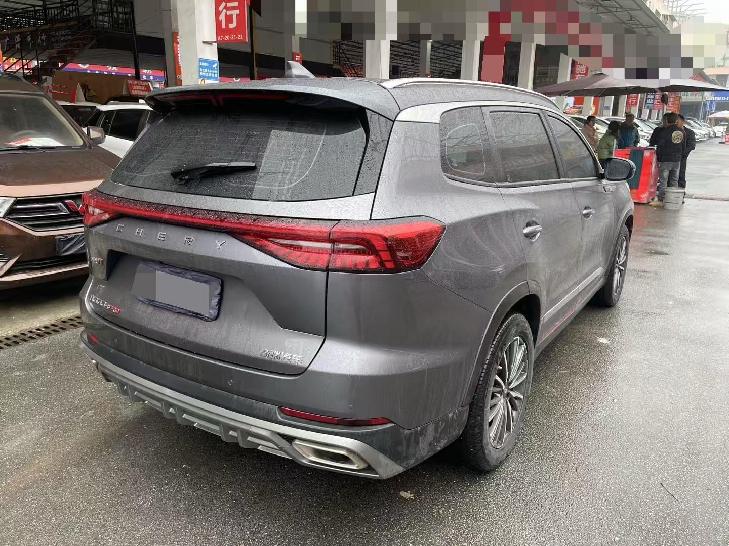 奇瑞 2022款 瑞虎8 PRO 1.6T 290T 两驱深空版7座