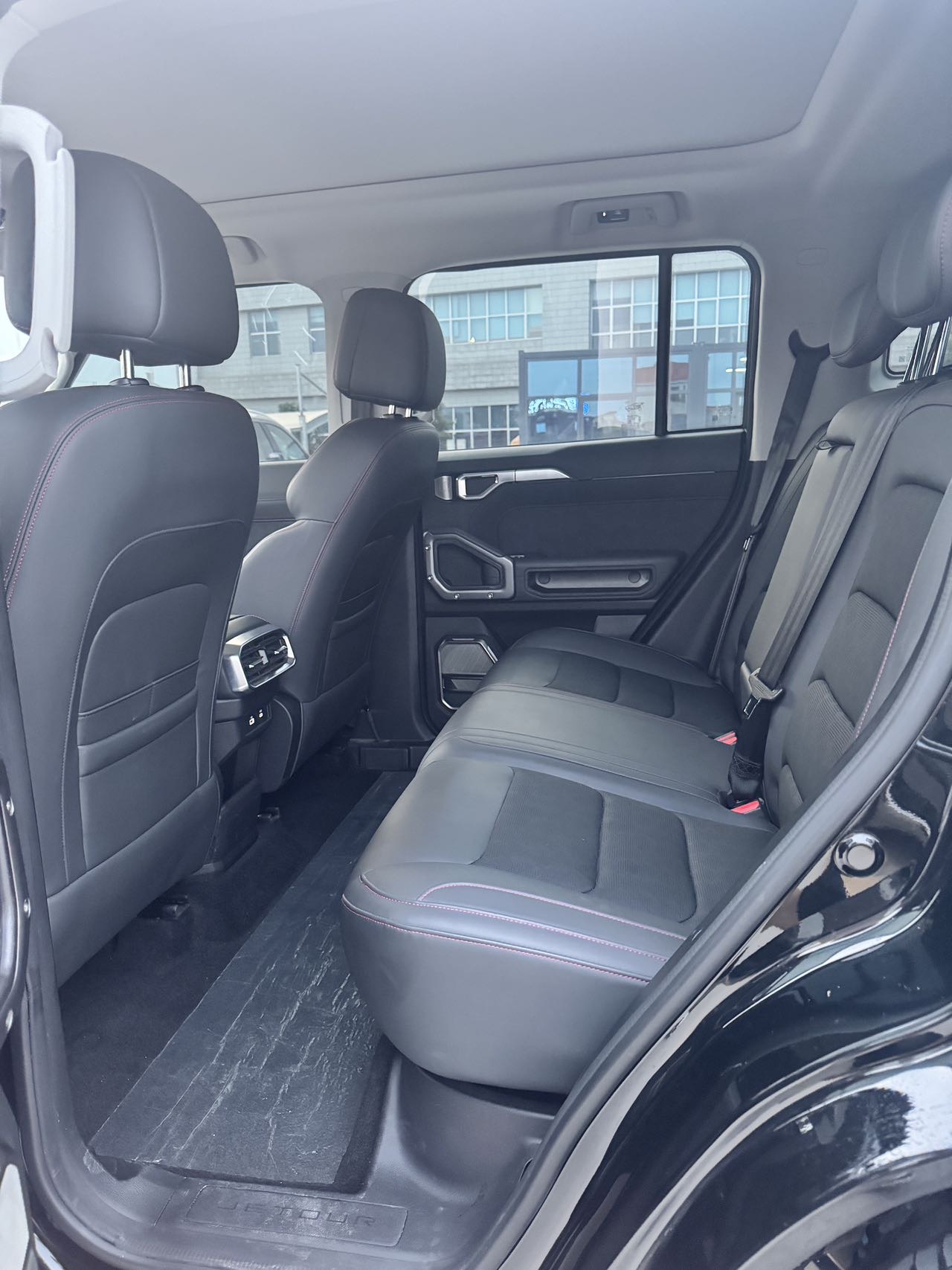 JETOUR 2023 Traveler 1.5T 2WD Discovery PRO