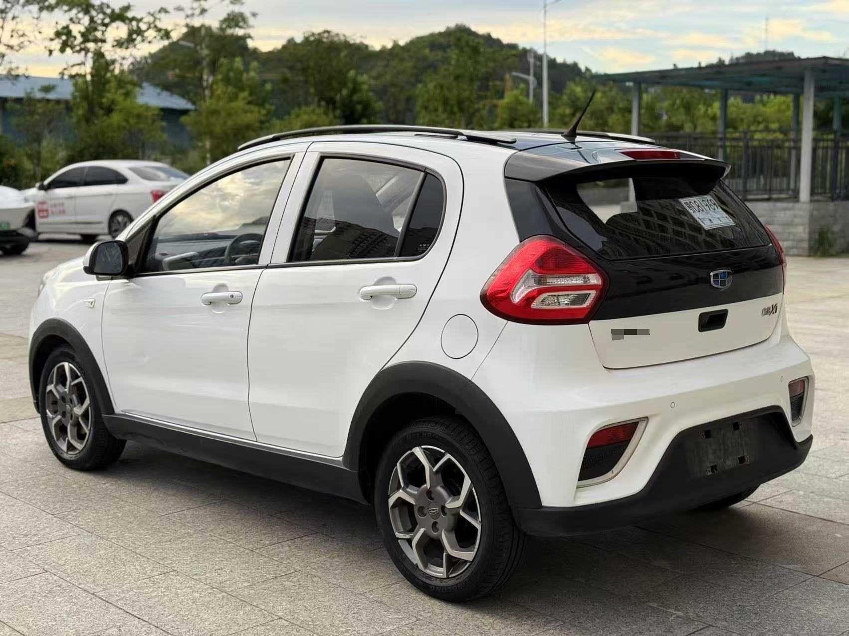 Geely 2017 Vision X1 1.3 Crazy Edition