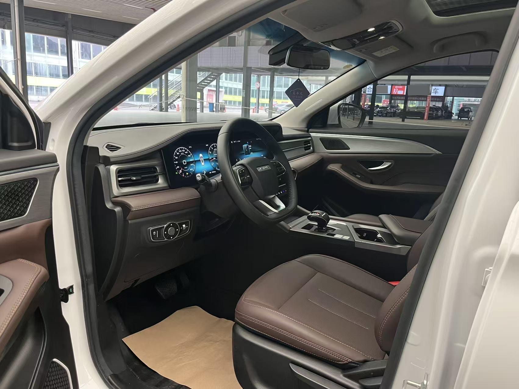 JETOUR 2023 X90 PLUS 1.6TD Flat Floor + 5 Seats