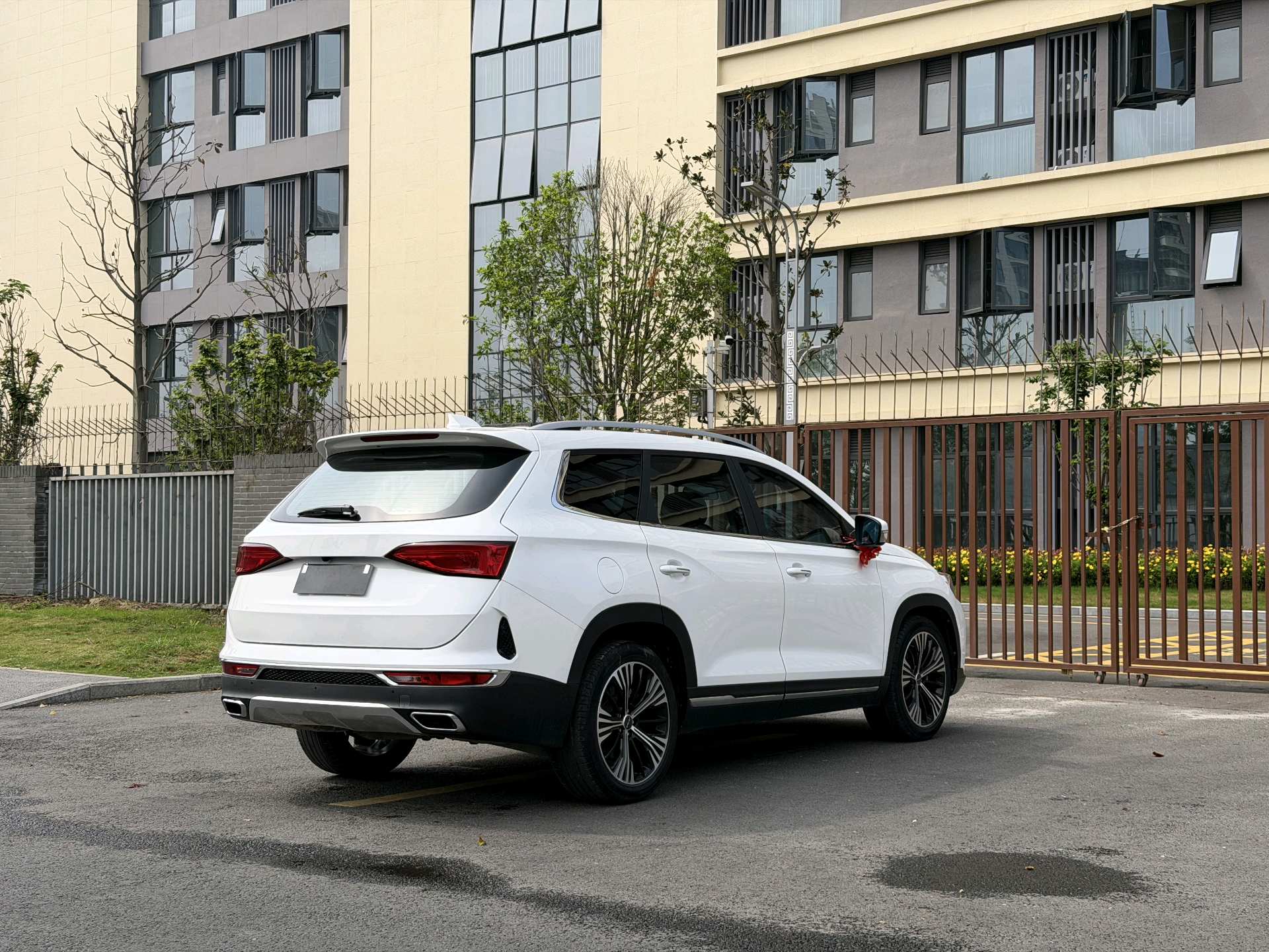JETOUR 2020 X90 1.6T Yingyu Edition 7-Seater