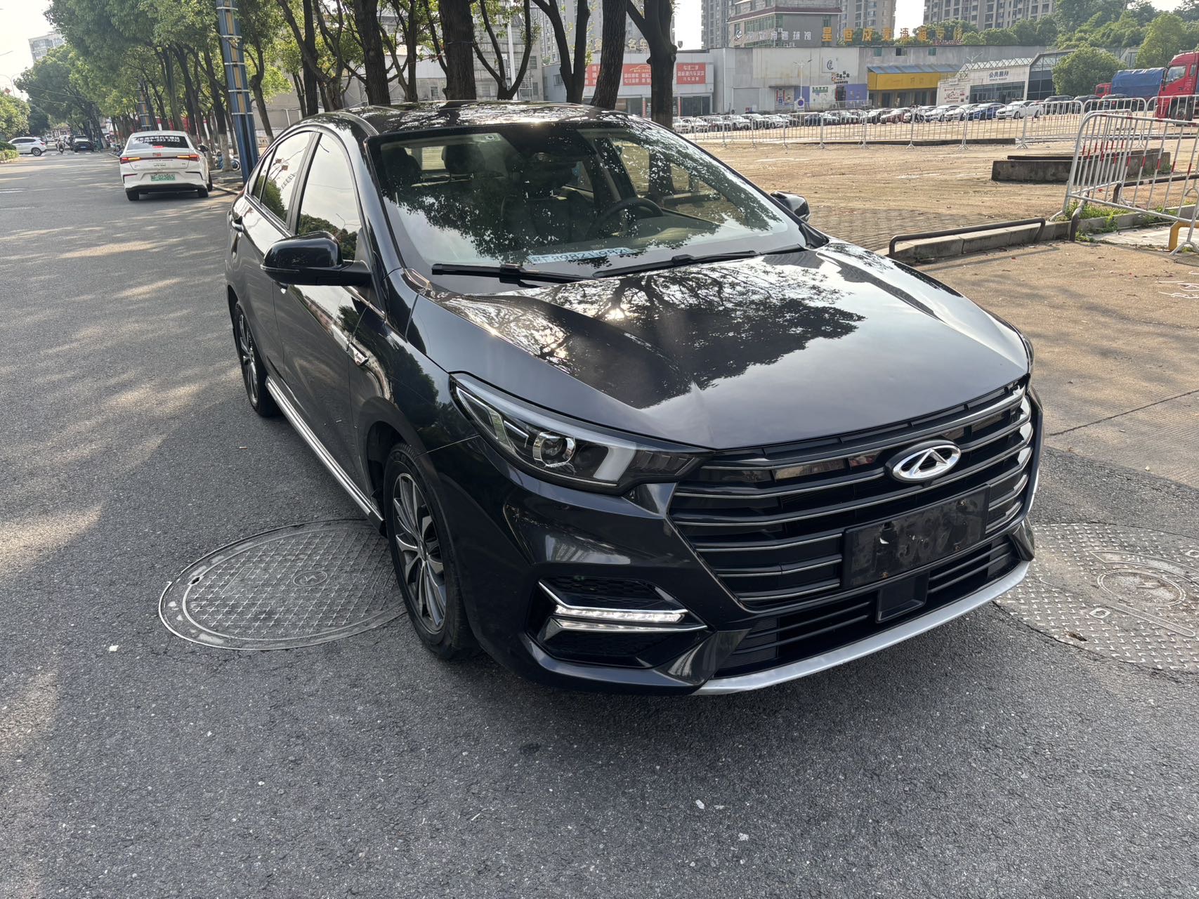 奇瑞 2021款 艾瑞泽5 PLUS 1.5T 无级 小泽艾粉PLUS