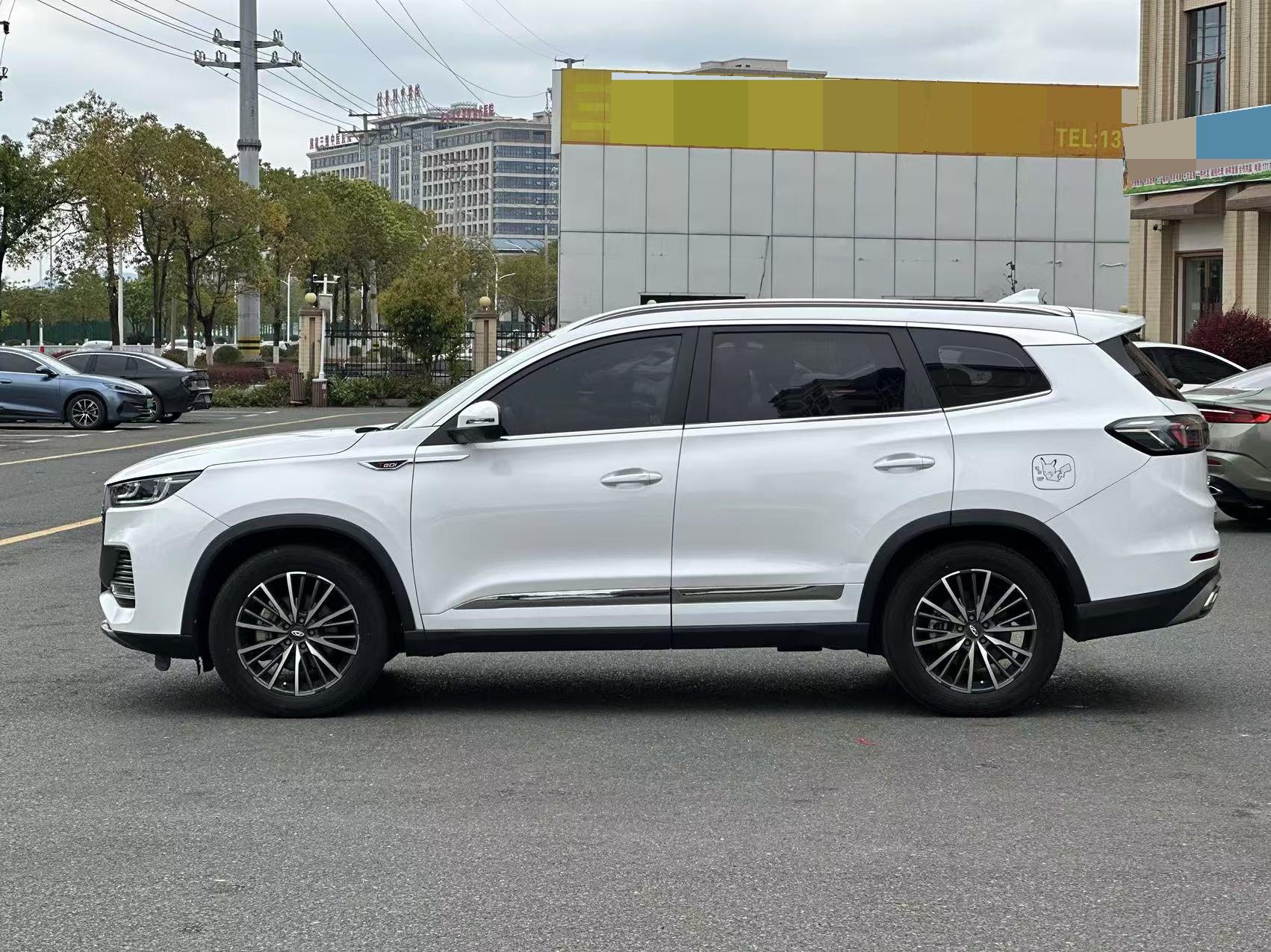 奇瑞 2022款 瑞虎8 PLUS 1.6TGDI 290TGDI 豪情版+