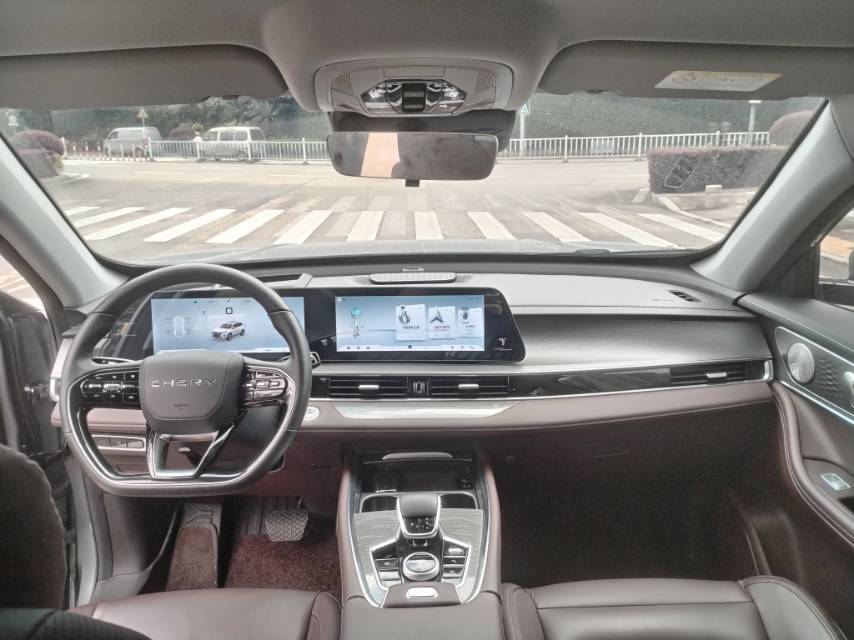 Chery 2024 Tiggo 8 PRO 2.0T 390T Champion Edition 2WD Peak 7-Seater
