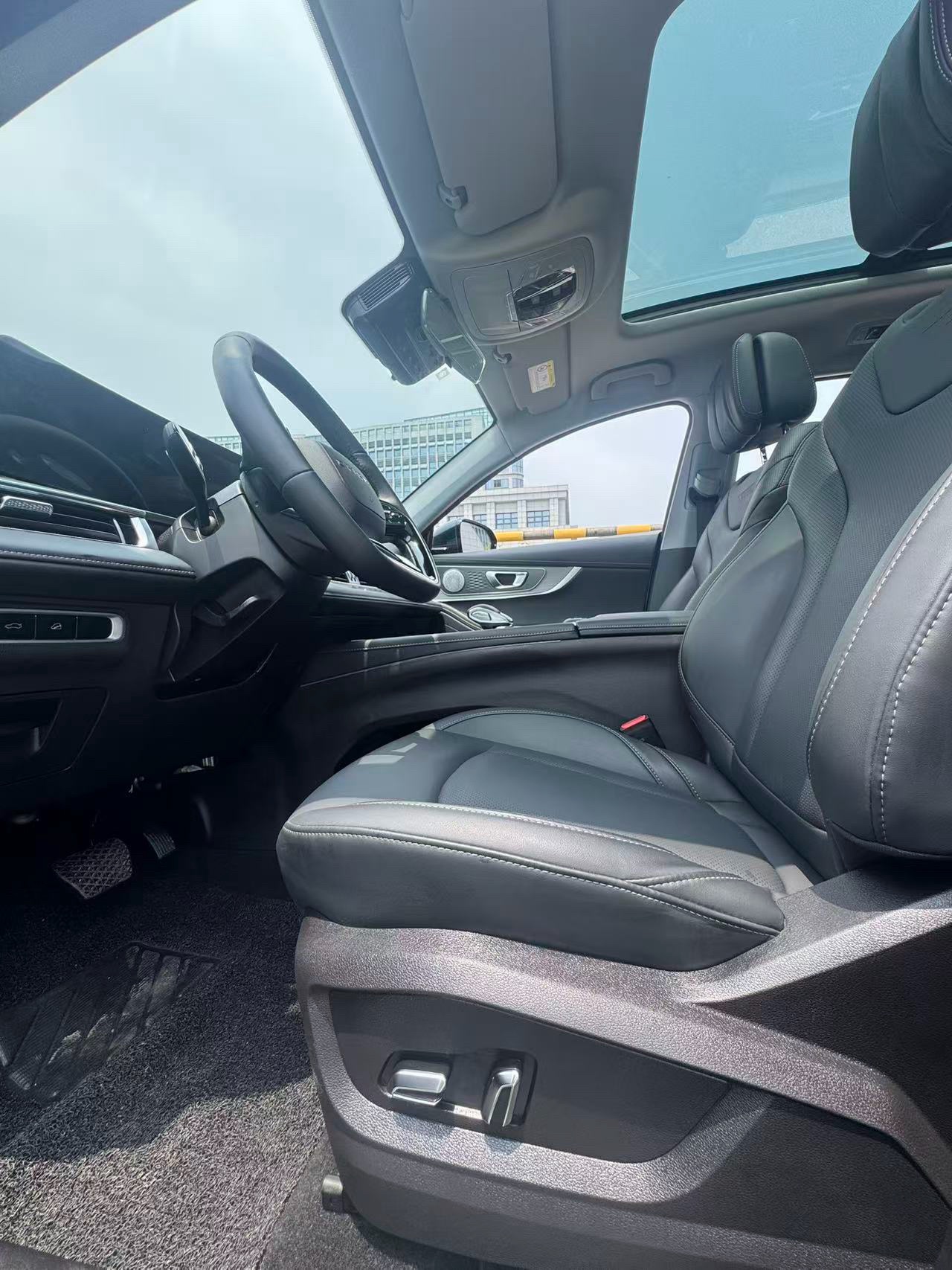 Chery 2024 Tiggo 8 PRO 1.6T 290T Champion Edition 2WD Shine 5-Seater