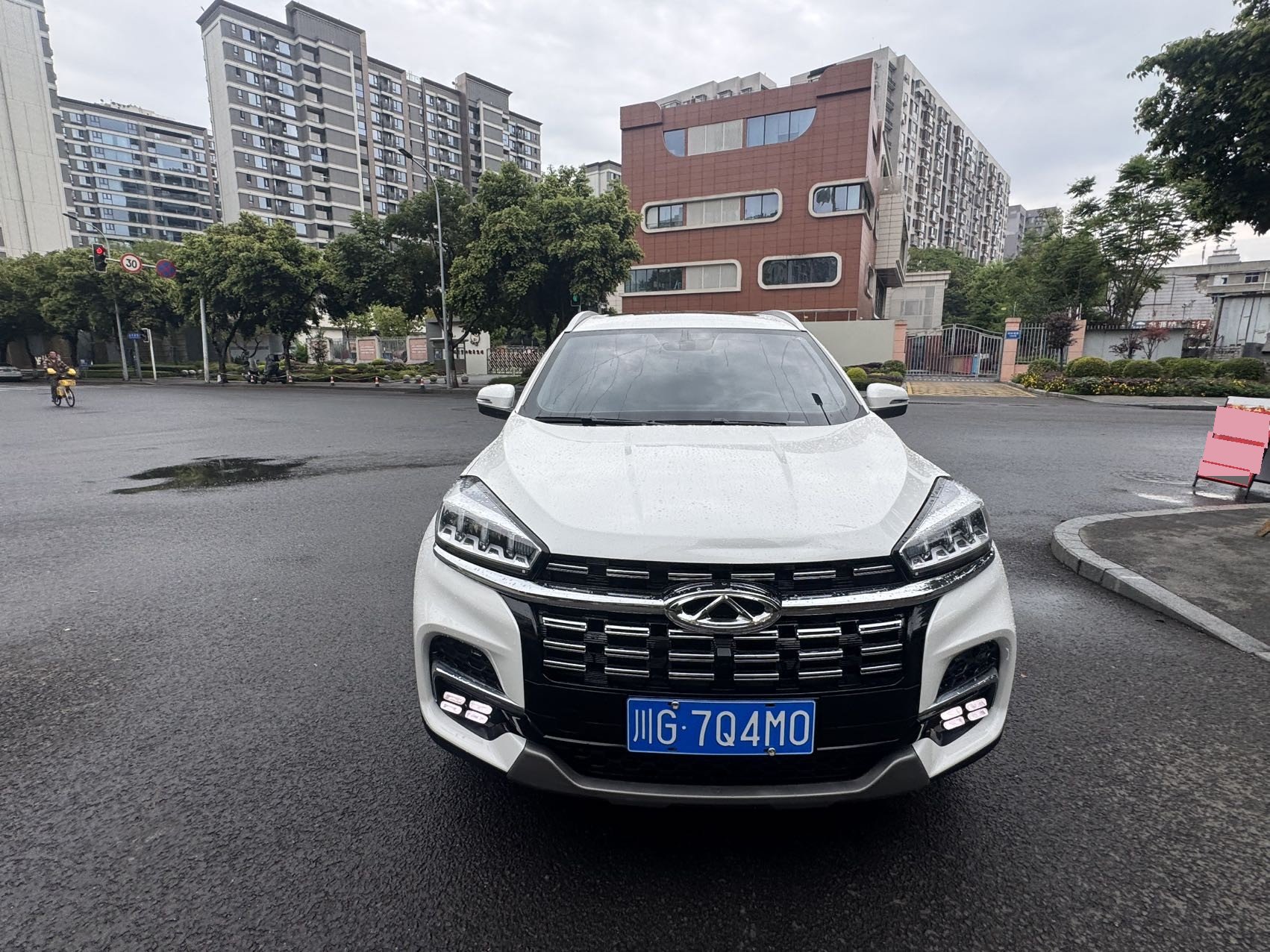 奇瑞 2019款 瑞虎8 1.6TGDI 290TGDI 精英型