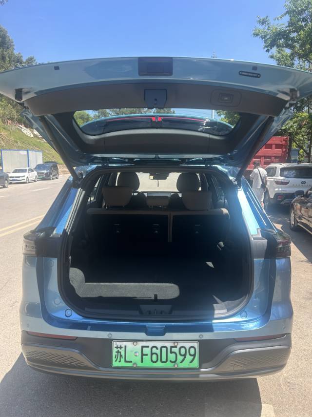 Chery 2025 Tiggo 8 PLUS C-DM 1.5T 90KM Premium 5-Seater
