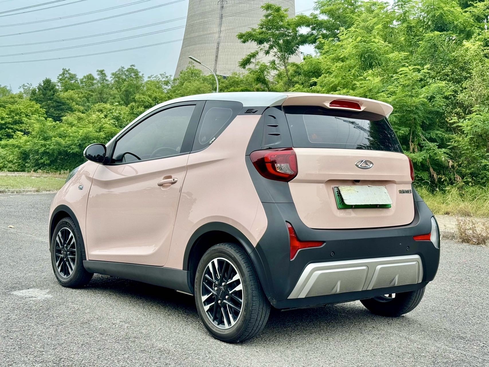 Chery 2022 eQ1 Sweet Pink Half Sugar Edition Ternary Lithium 28.8kWh 30kW 301km (Facelift)