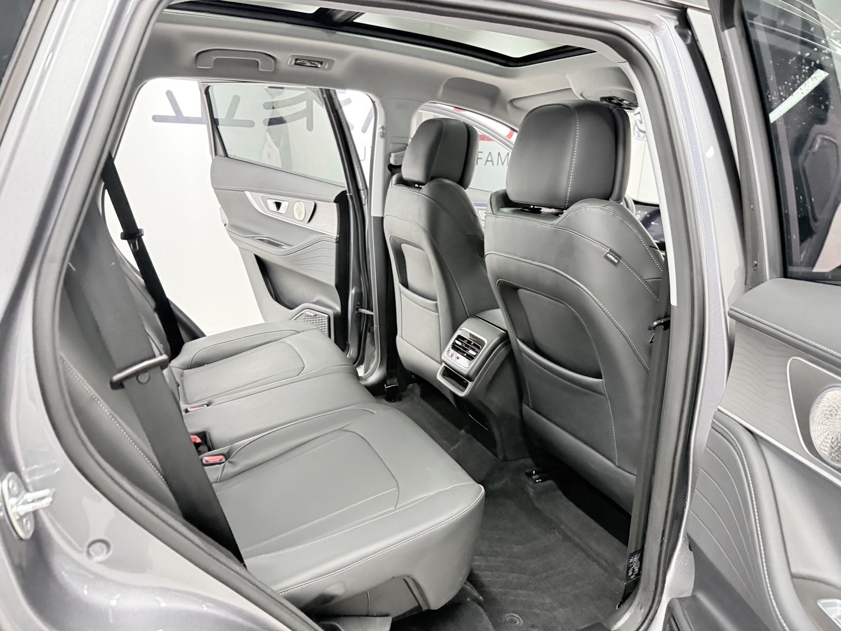 Chery 2024 Tiggo 8 PRO 1.6T 290T Champion Edition 2WD Shine 5-Seater