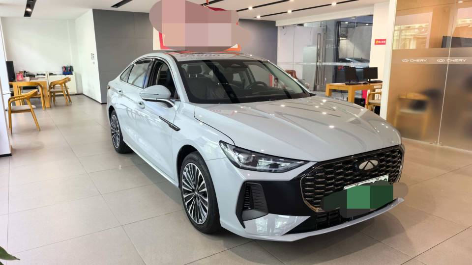 奇瑞 2025款 风云A8L 1.5TGDI 145km 豪华型