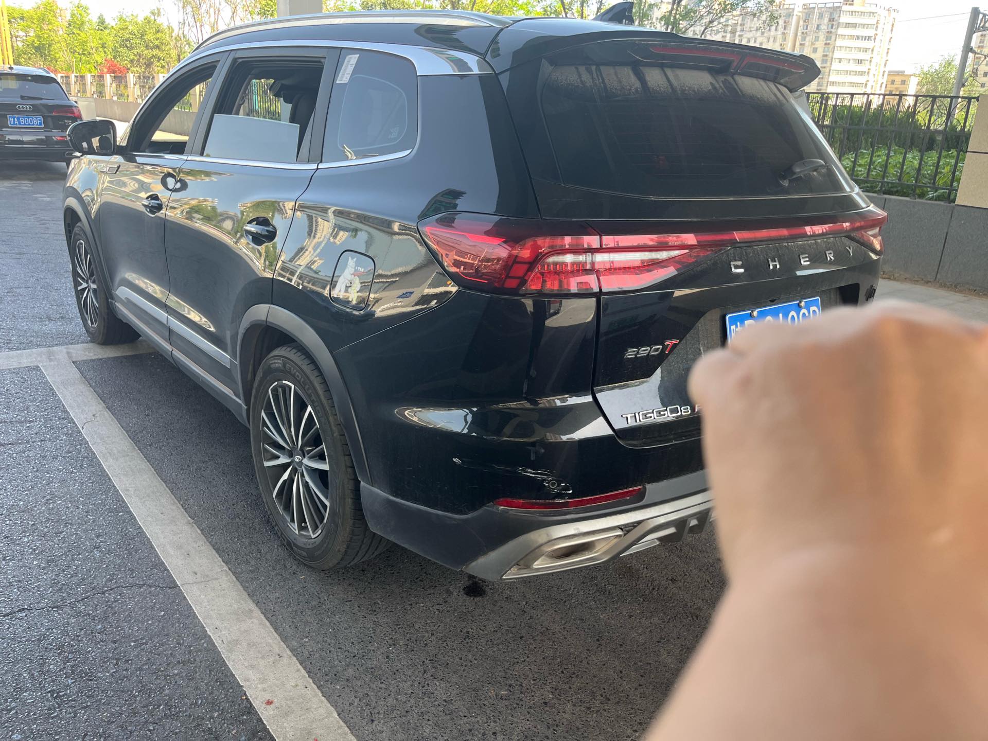 奇瑞 2022款 瑞虎8 PRO 1.6T 290T 两驱浩瀚版5座