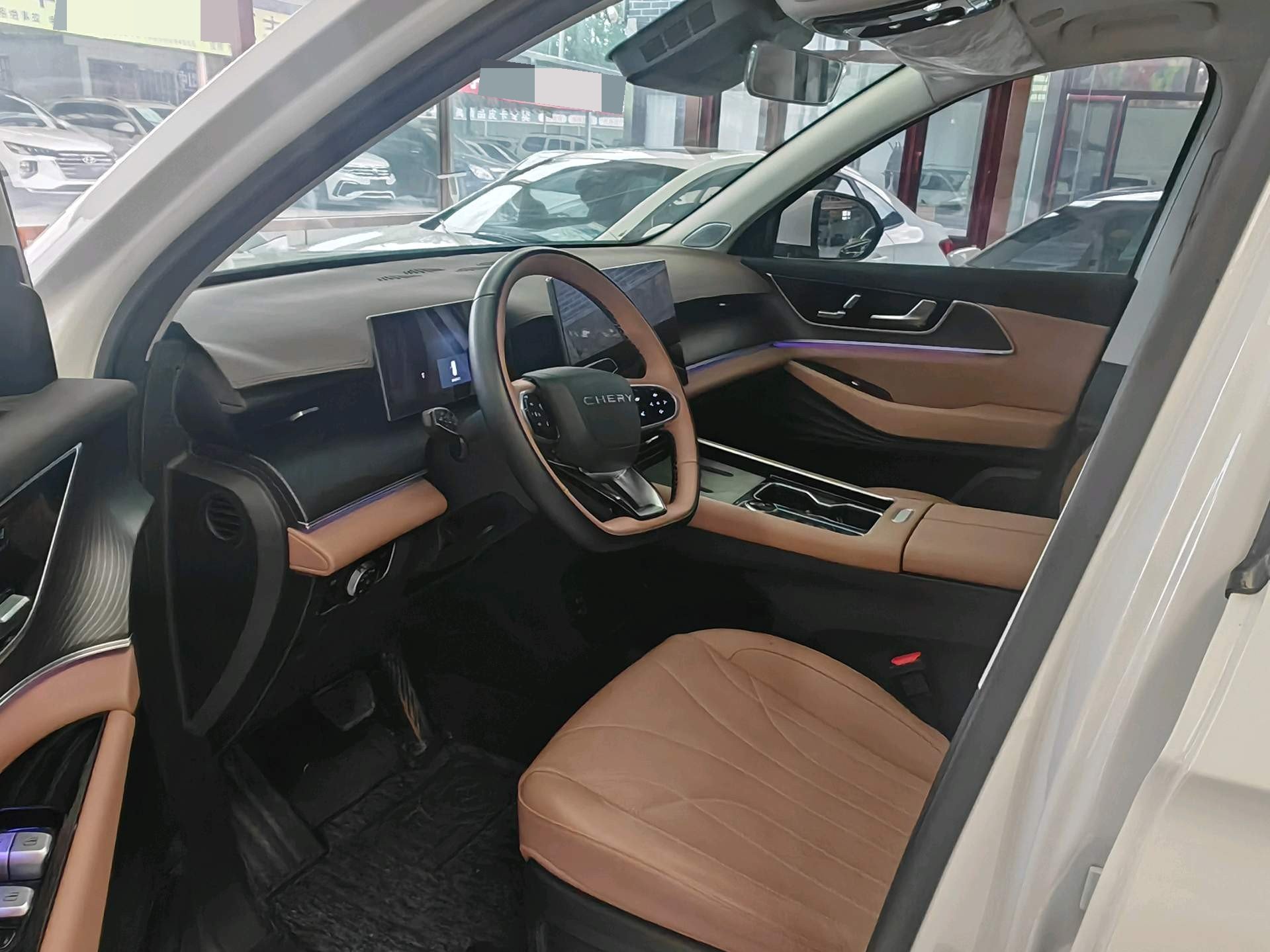 Chery 2024 Tiggo 8 L 2.0T 2WD Luxury 7-Seater