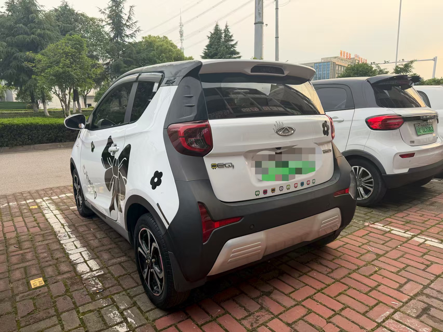 Chery 2021 eQ1 20万蚁粉款 才气版 LFP 301km