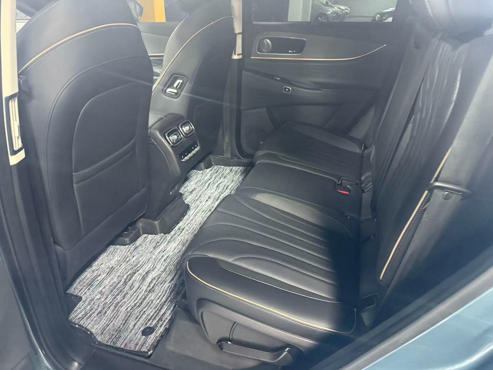 Chery 2023 Tiggo 9 2.0T 2WD Premium 5-Seater