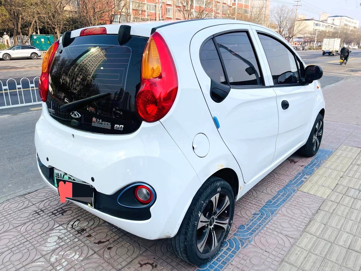 Chery 2015 eQ Luxury