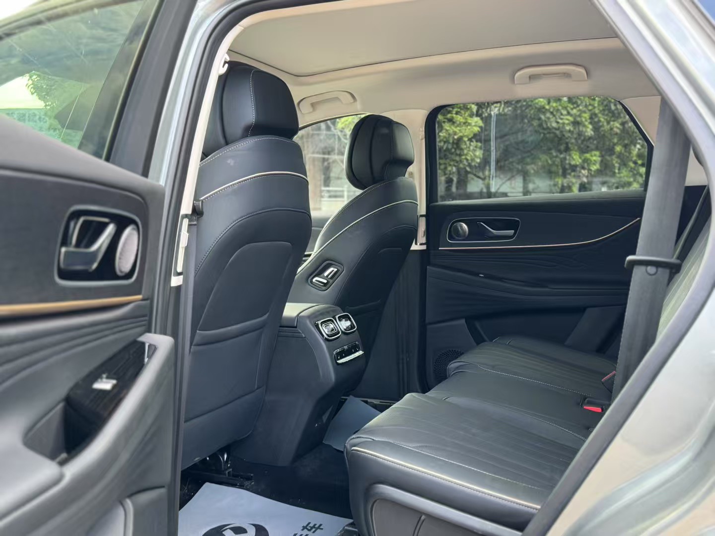 Chery 2023 Tiggo 9 2.0T 400T 4WD Ultimate 7-Seater