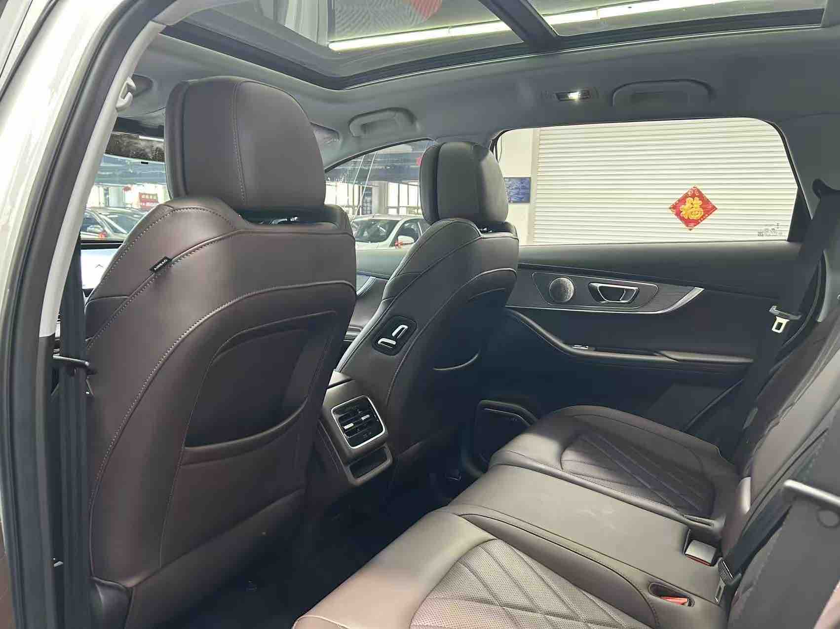 Chery 2024 Tiggo 8 PRO 2.0T 390T Champion Edition 2WD Peak Version 5-Seater
