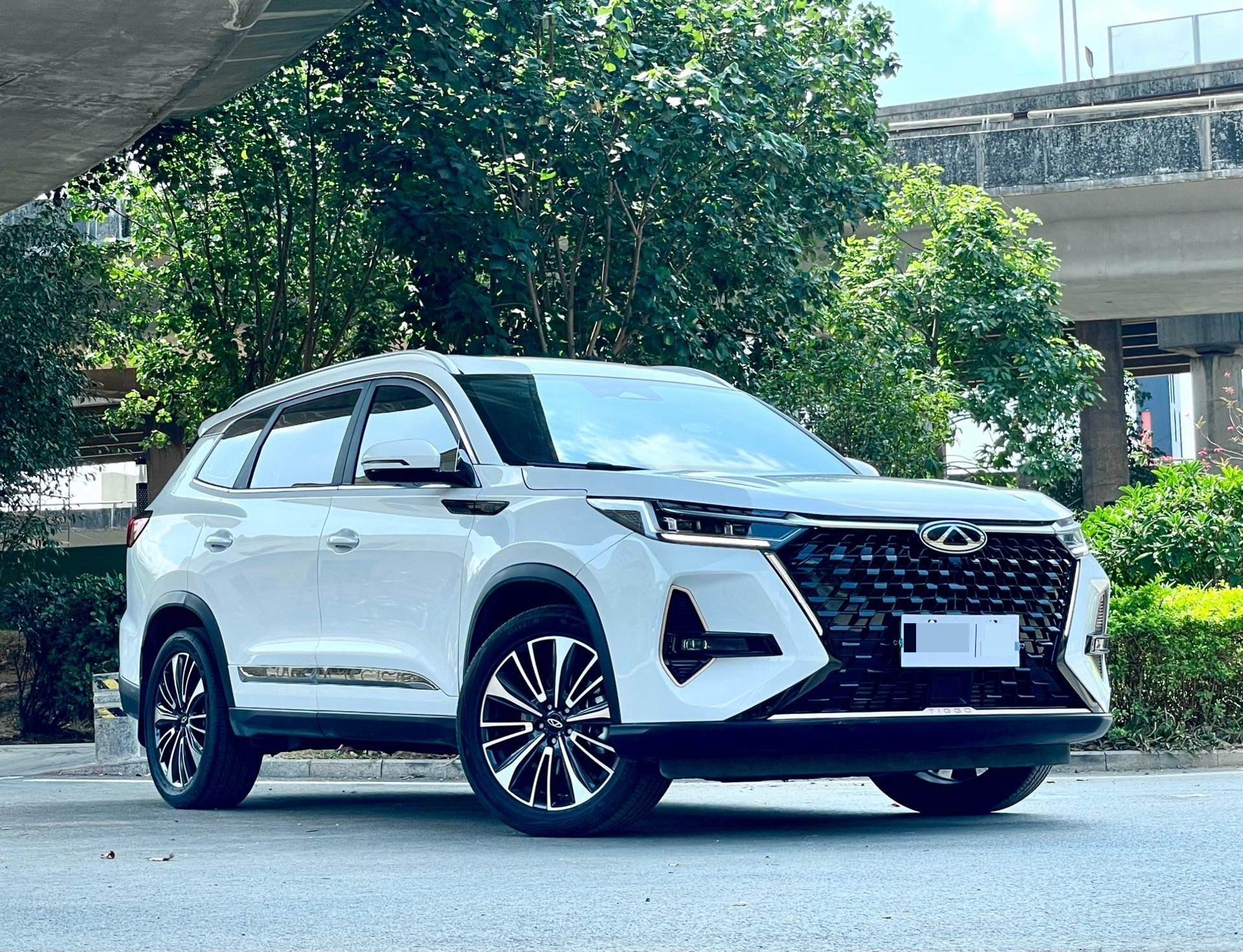 Chery 2025 Tiggo 8 PRO 2.0T 390T 2WD Premium I