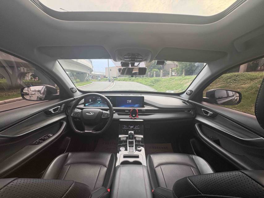 奇瑞 2022款 瑞虎8 PLUS 1.6TGDI 290TGDI 豪情版
